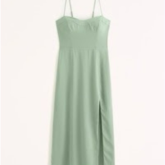 Abercrombie & Fitch Dresses & Skirts - Abercrombie & Fitch Sage Green Spaghetti Strap Maxi Dress